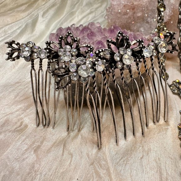 Rhinestone Necklace, Earrings and Hair Combs - Picture 2 of 3